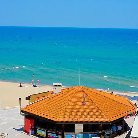 Apartamento Beachfront Sea View & 5 Swimming Pools *